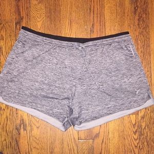 Semi fitted running shorts